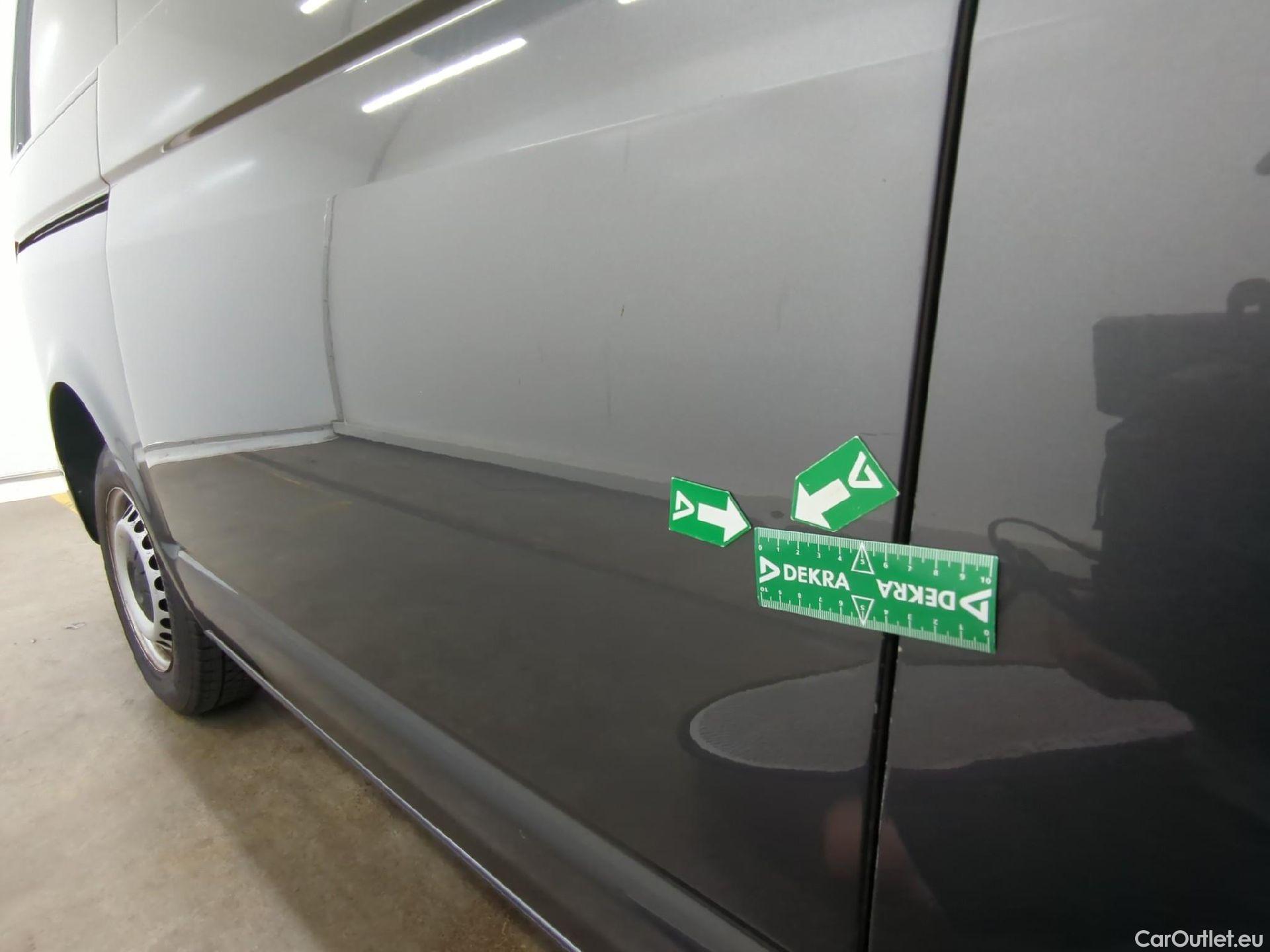 Volkswagen  Transporter VOLKSWAGEN  / 2019 / 4P / Fourgon tôlé 2.0 TDi 150 DSG7 L1H1 Business Line Plus #7