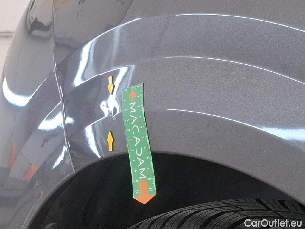  Peugeot  208  Premium 1.5 HDi 100CV BVM6 E6d #36