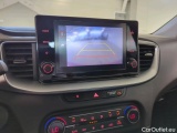 KIA  Cee'd KIA  1.5 T-GDI 160KM 6MT M 5d #17
