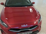  KIA  Cee'd KIA  1.5 T-GDI 160KM 6MT M 5d #31