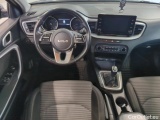  KIA  Cee'd KIA  1.5 T-GDI 160KM 6MT M 5d #13