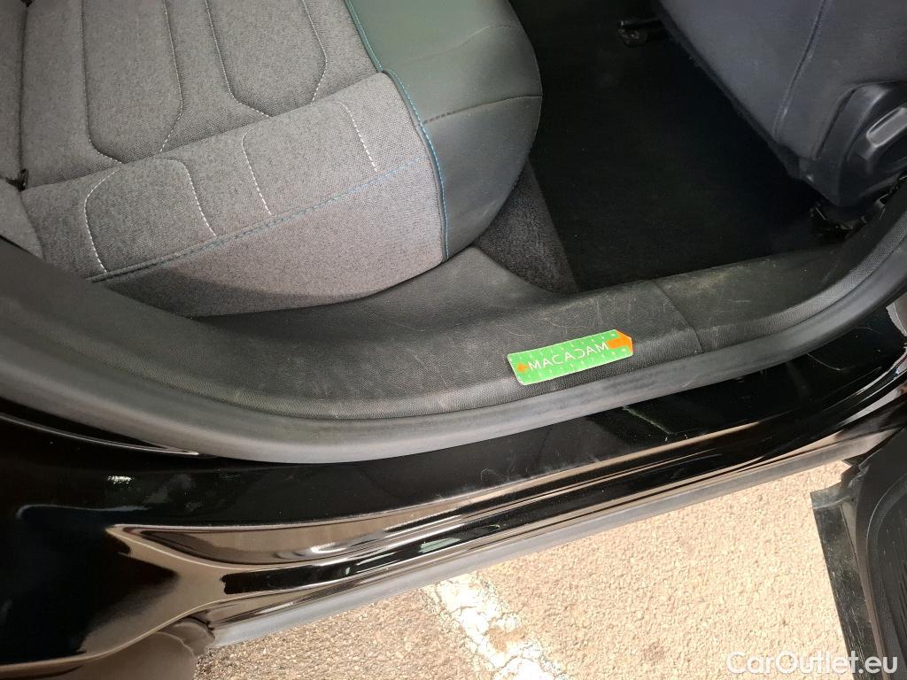 Citroen  C4  X Feel Pack 1.2 PureTech 130CV BVA8 6E #5