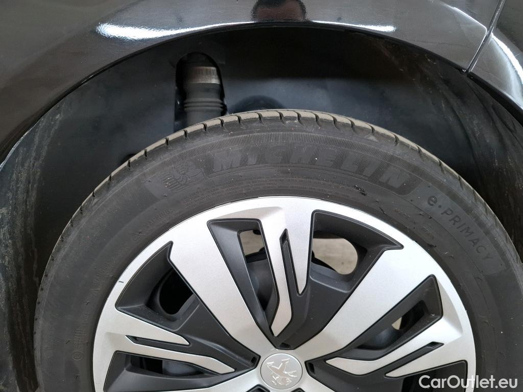  Peugeot  208  Active Pack 1.2 PureTech 100CV BVM6 E6d #8
