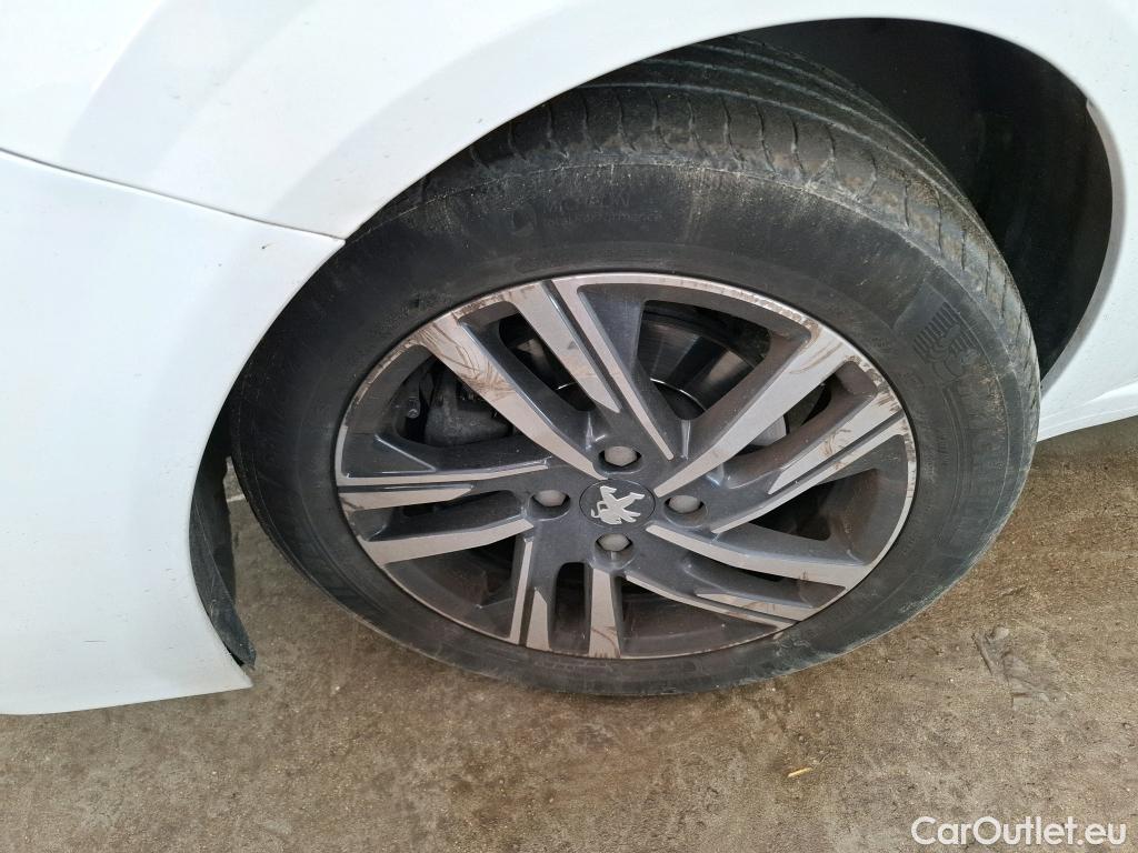  Peugeot  208  Allure Business 1.2 PureTech 100CV BVM6 E6d #9