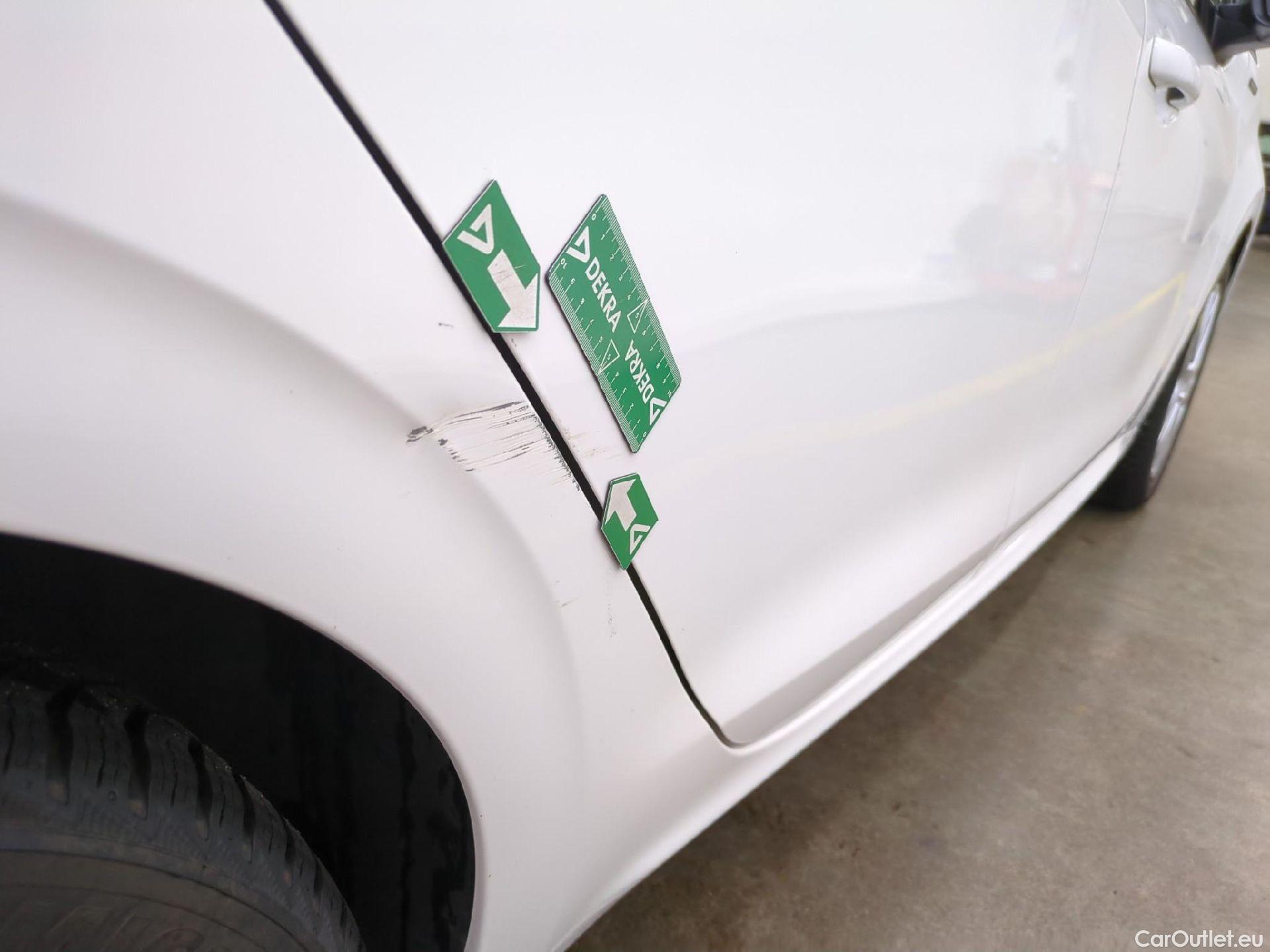  Peugeot  208  Signature 1.2 PureTech 80CV BVM5 E6dT #10