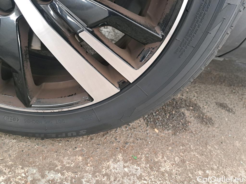  Peugeot  5008  GT 1.2 PureTech 130CV BVA8 7 Sieges E6d #7