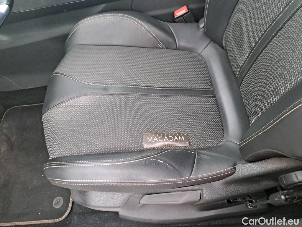  Peugeot  5008  GT 1.2 PureTech 130CV BVA8 7 Sieges E6d #18