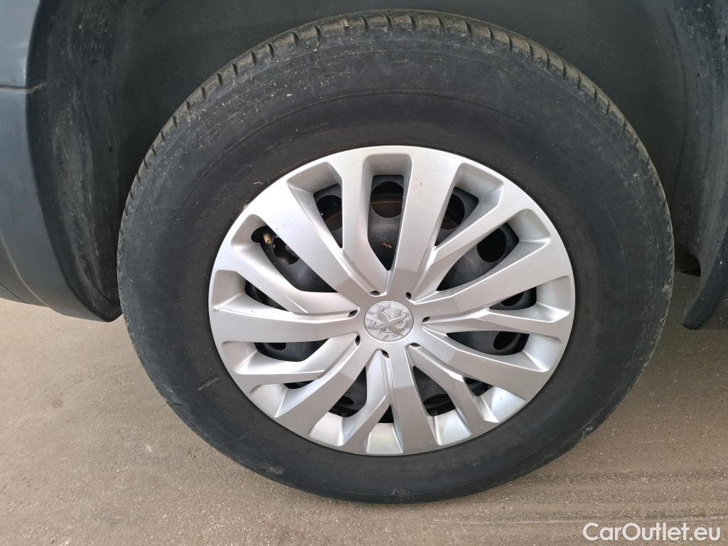  Peugeot  RIFTER  Active L1 1.2 PureTech 110 CV #10