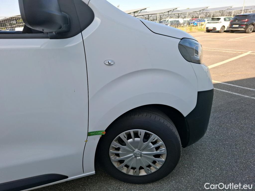  Land Rover  Discovery TOYOTA Proace / 2024 / 4P / Fourgon tôlé Medium 1.5 120 BVM Start #20
