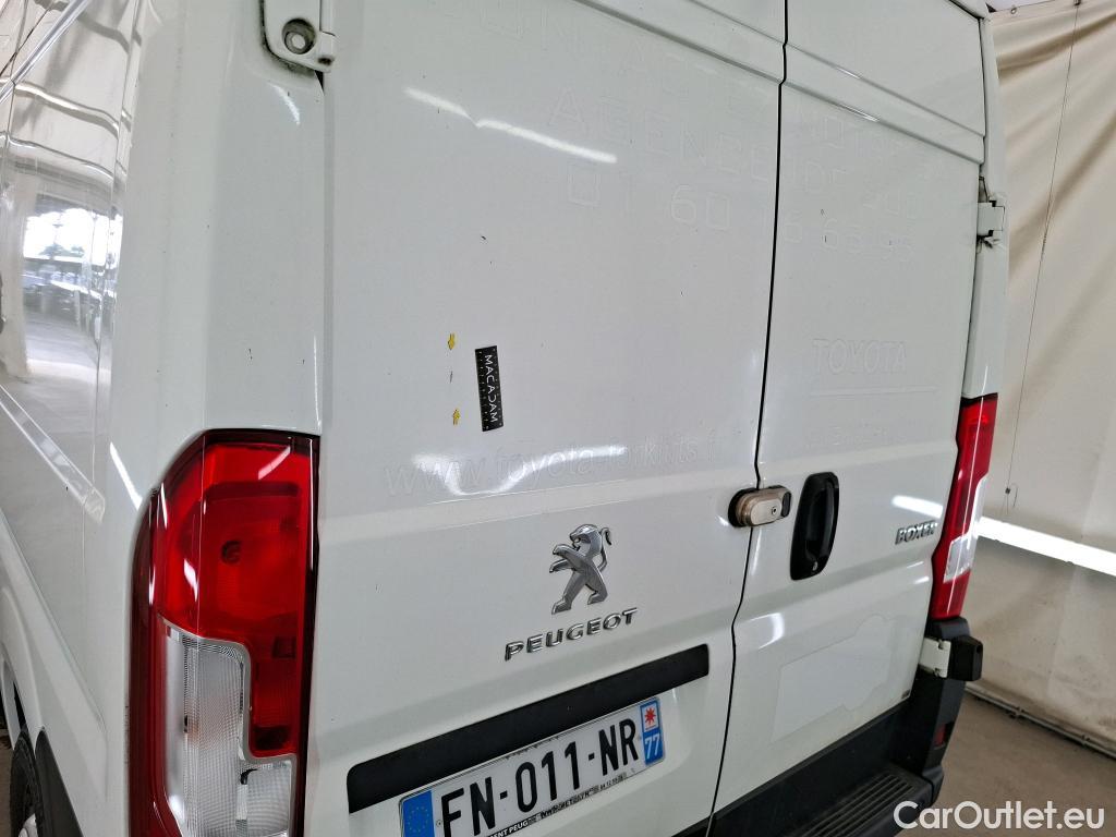 Peugeot  Boxer PEUGEOT  / 2014 / 4P / Fourgon tôlé BlueHDi S&S 120 ASPHALT 333 L1H2 #9