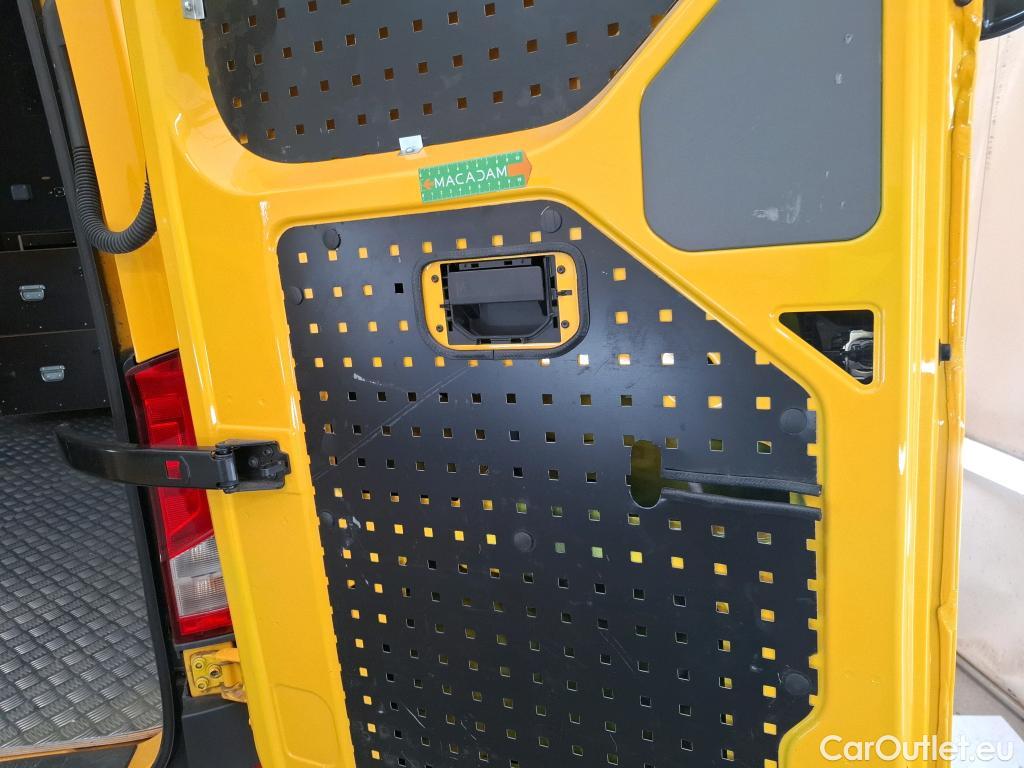  Volkswagen  Crafter  Fourgon Fourgon 35 mittlerer Radstand mit Hochdach FWD 2.0 #27