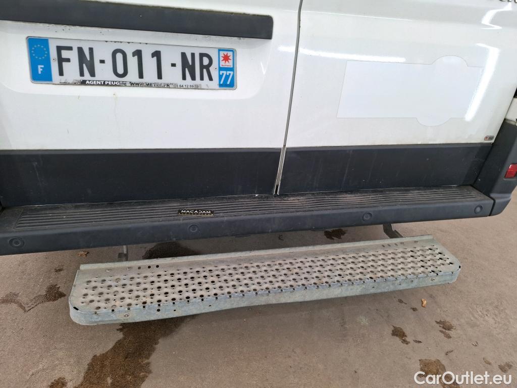  Peugeot  Boxer PEUGEOT  / 2014 / 4P / Fourgon tôlé BlueHDi S&S 120 ASPHALT 333 L1H2 #23