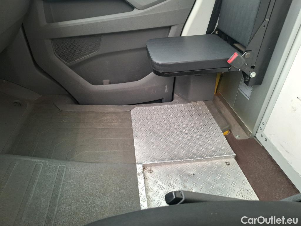  Volkswagen  Crafter  Fourgon e- 35 Fourgon mittellang Hochdach FWD 35kWh BVA #24