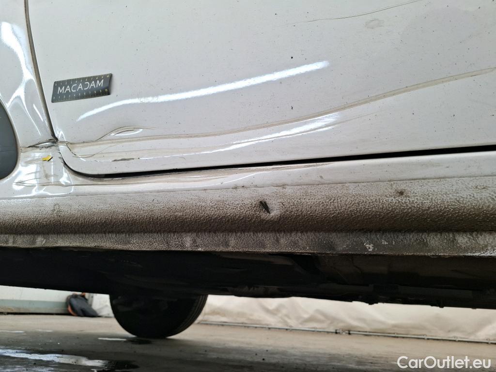  Renault  Kangoo  Express Maxi Extra (Série Spéciale) 1.5 #21