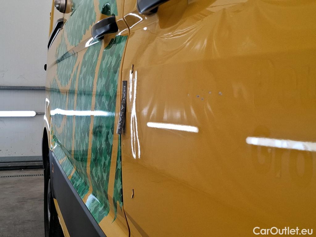  Volkswagen  Crafter  Fourgon e- 35 Fourgon mittellang Hochdach FWD 35kWh BVA #9