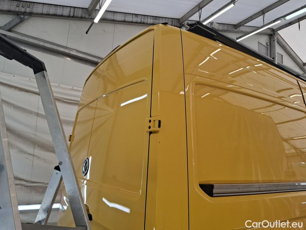  Volkswagen  Crafter  Fourgon Fourgon 35 mittlerer Radstand mit Hochdach FWD 2.0 #24