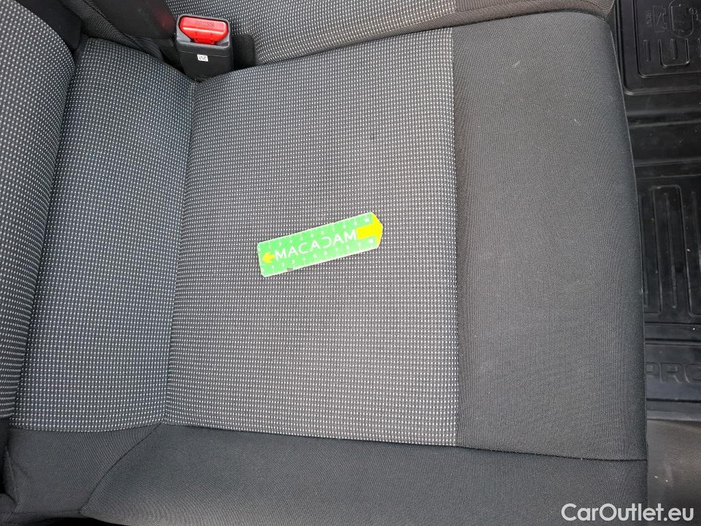  Land Rover  Discovery TOYOTA Proace / 2024 / 4P / Fourgon tôlé Medium 1.5 120 BVM Start #25