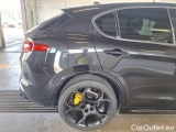  Alfa Romeo   STELVIO ALFA ROMEO / 2017 / 5P / SUV 2.2 TURBO DIESEL 210CV VELOCE AT8 Q4 #43