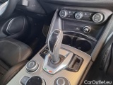  Alfa Romeo   STELVIO ALFA ROMEO / 2017 / 5P / SUV 2.2 TURBO DIESEL 210CV VELOCE AT8 Q4 #72