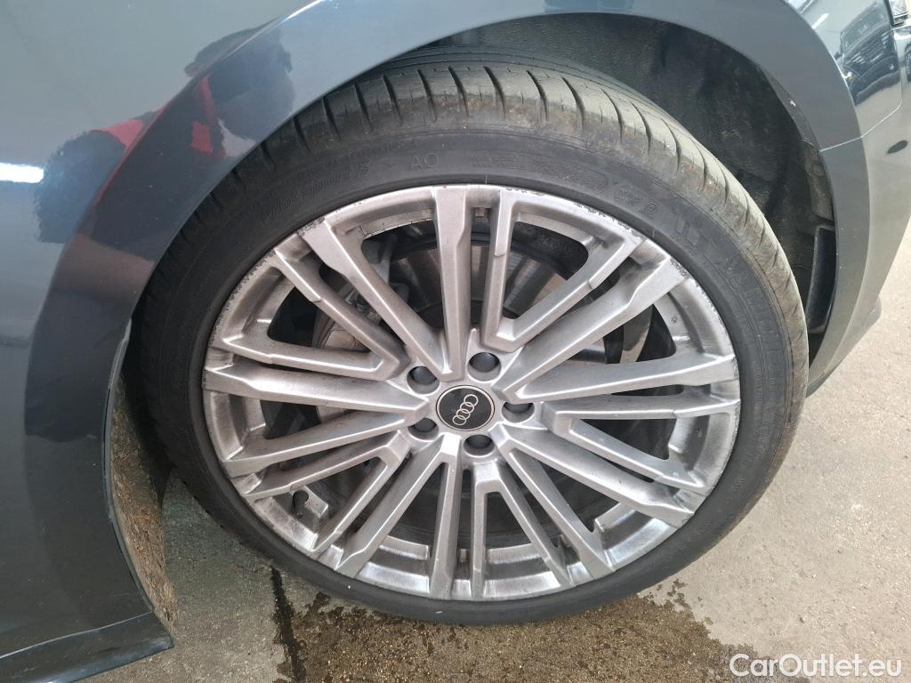  Audi  A5 Sportback AUDI  / 2019 / 5P / Berline 40 TFSI 204 S TRONIC 7 AVUS SB #33