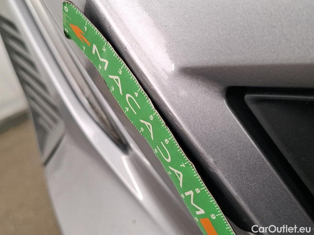  Peugeot  2008  (e-) Active Pack 50kWh BVA #39