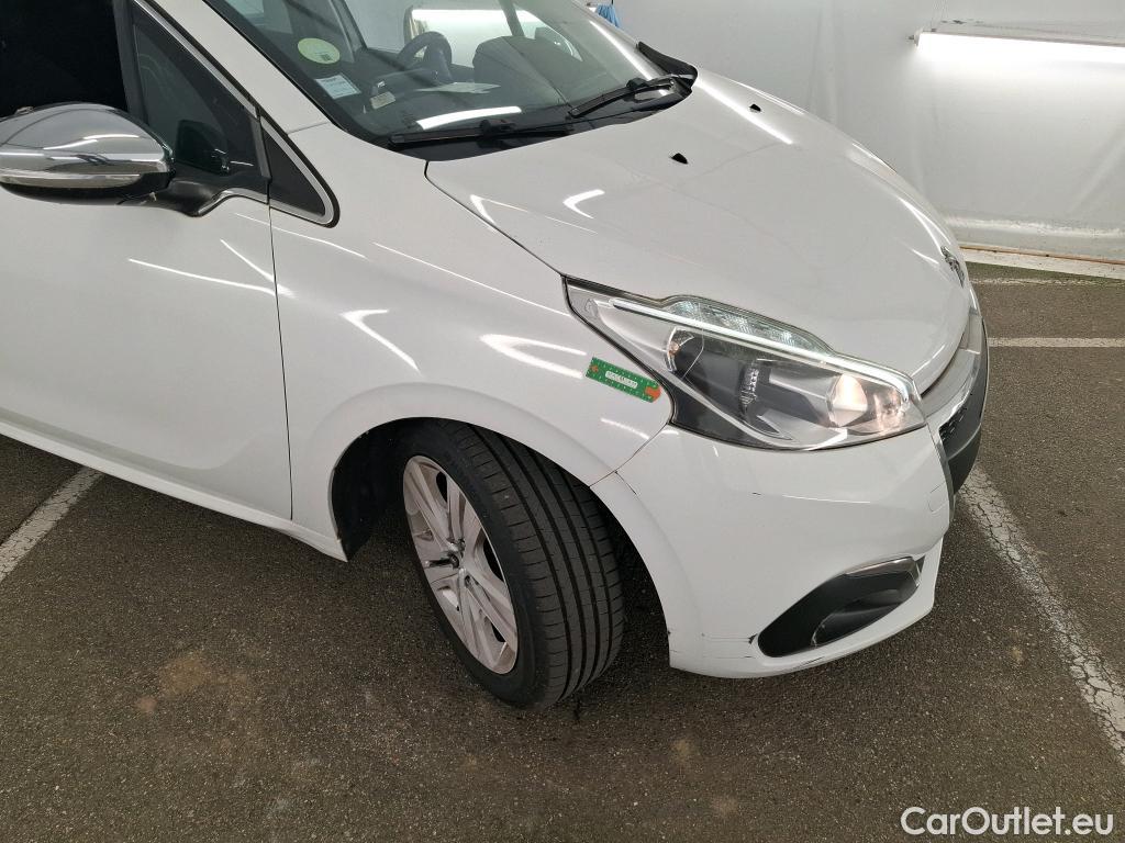 Peugeot  208 PEUGEOT  / 2015 / 5P / Berline &BLUEHDI 100 S&S ALLURE BUSINESS #4