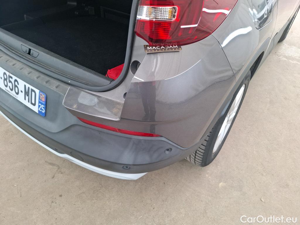  Opel   Grandland X Grandland X Elegance Business 1.5 130CV BVM6 E6d #4