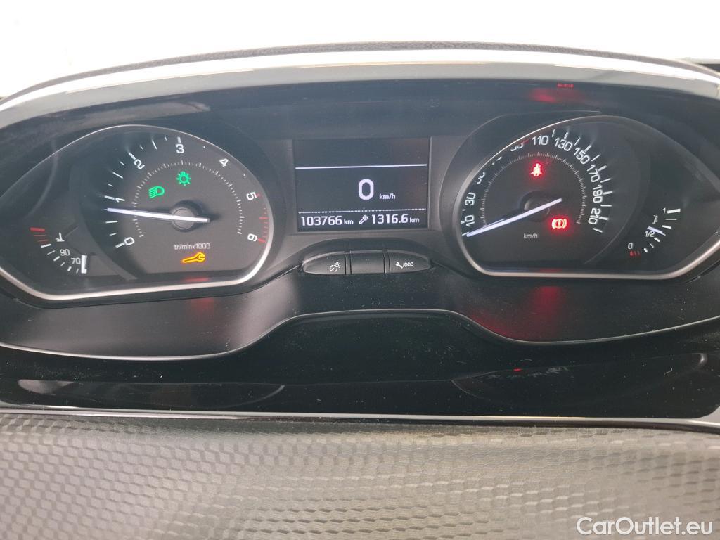  Peugeot  208 PEUGEOT  / 2015 / 5P / Berline &BLUEHDI 100 S&S ALLURE BUSINESS #17