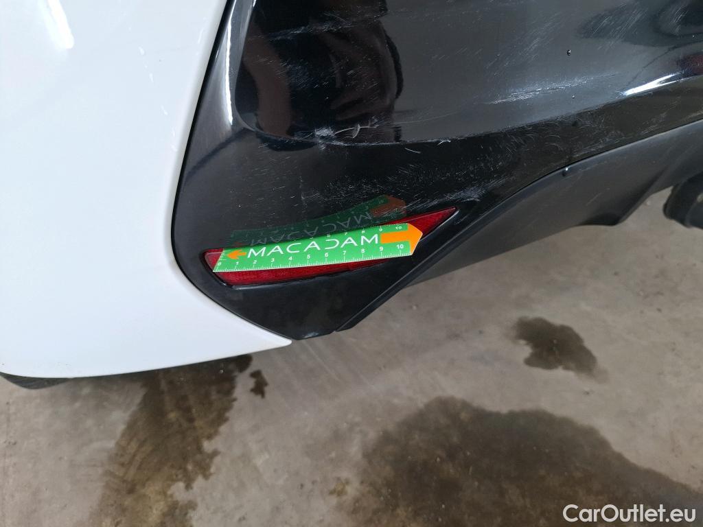  Peugeot  208  Allure Business 1.2 PureTech 100CV BVM6 E6d #13