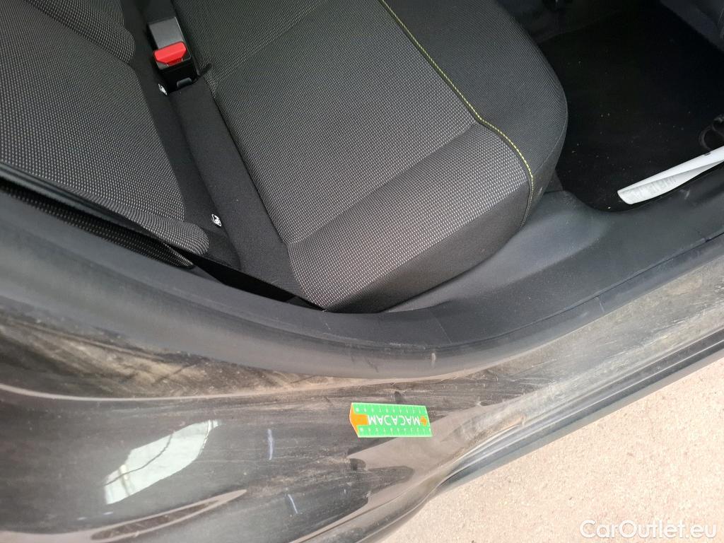  Citroen  C3  Max 1.2 PureTech 80CV BVM5 6E #1