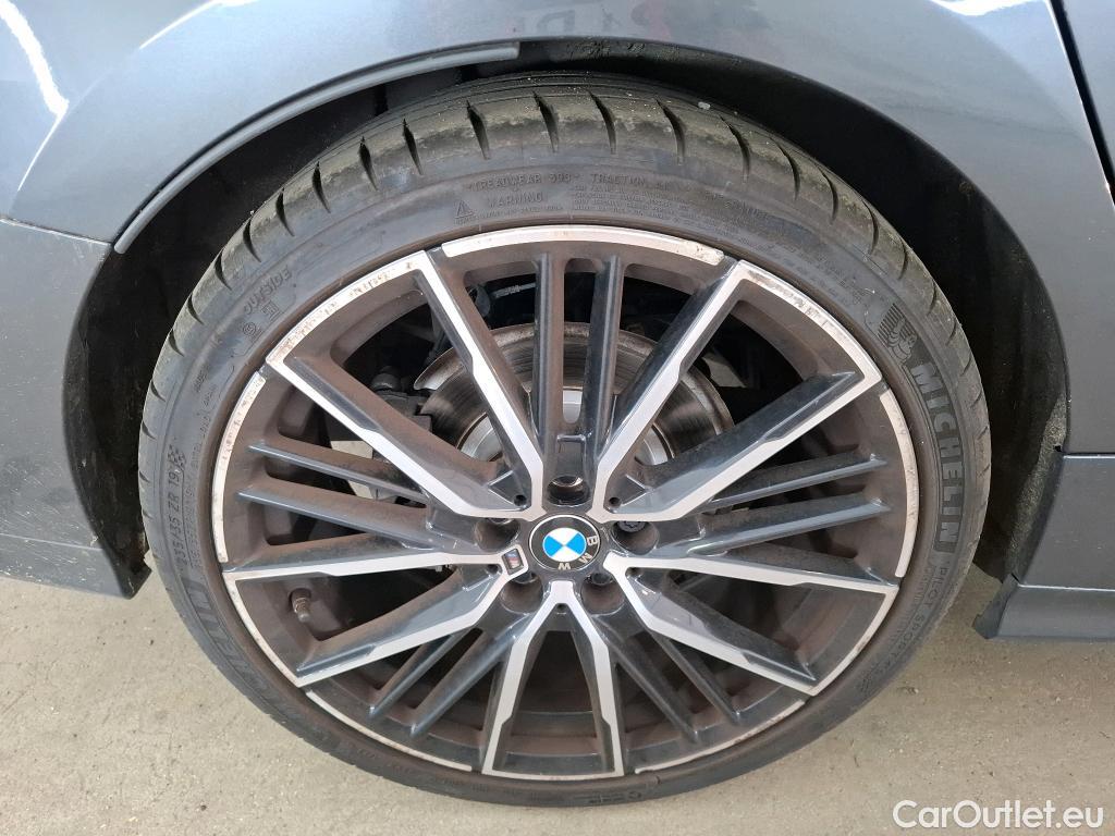  Bmw  Serie 2 BMW Série 2 Gran Coupé / 2019 / 4P / Berline 218I AUTO M Sport #59