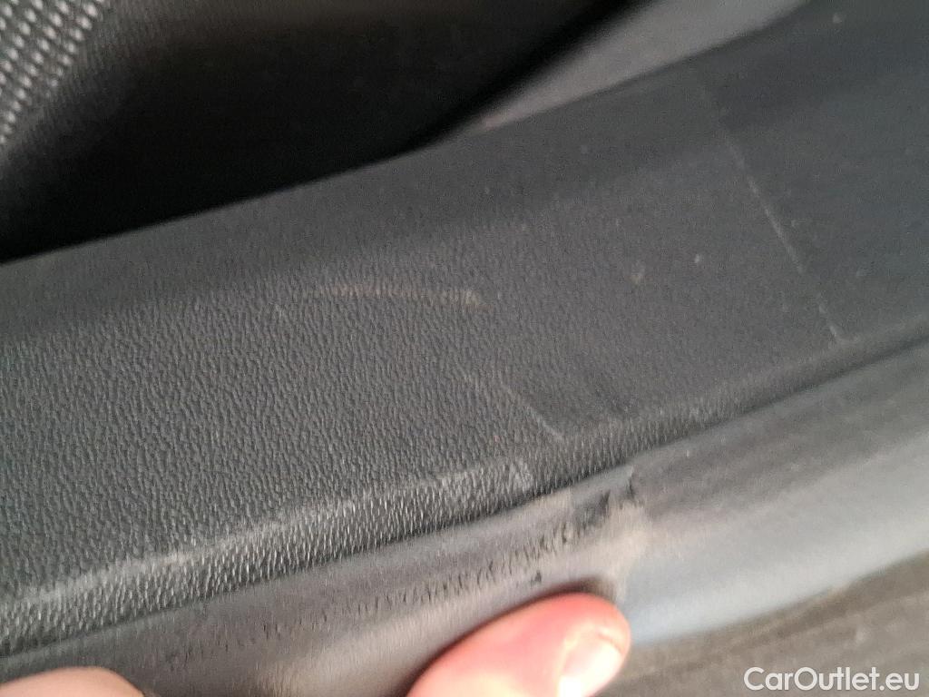  Citroen  C3  Max 1.2 PureTech 80CV BVM5 6E #4