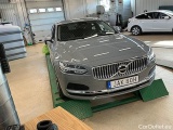 V90