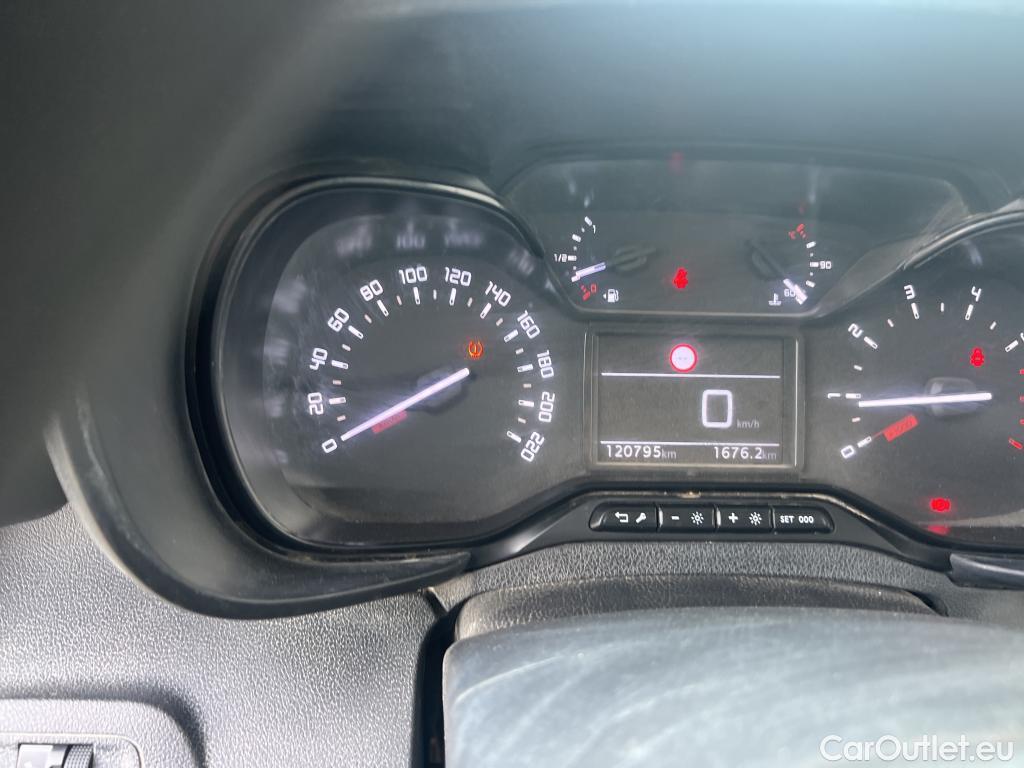  Citroen  Berlingo CITROEN  / 2018 / 4P / combi Talla M BlueHDi 100 S&S LIVE PACK BUSINE #56