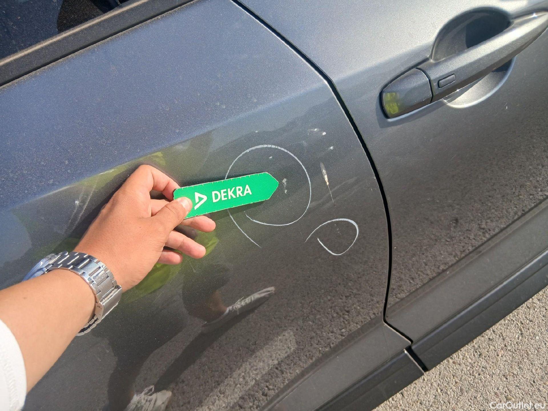  Nissan  Juke NISSAN  / 2019 / 5P / crossover DIG-T 84 kW (114 CV) DCT 7 V N-Connecta (AC2) #22