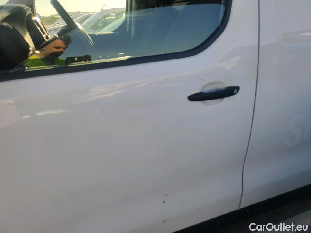  Peugeot  Expert PEUGEOT  / 2016 / 4P / furgón Furgón Premium 1.5 BlueHDi 120 Standard #15