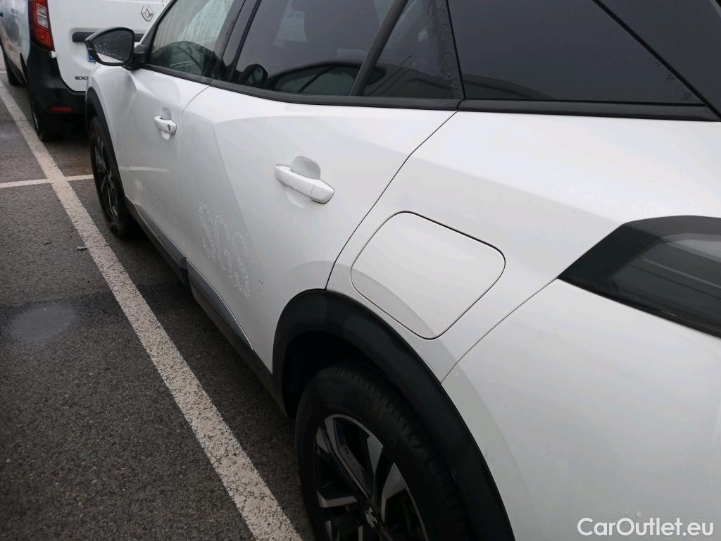  Peugeot  2008 PEUGEOT  / 2019 / 5P / todoterreno Allure BlueHDI 81kW (110CV) #14