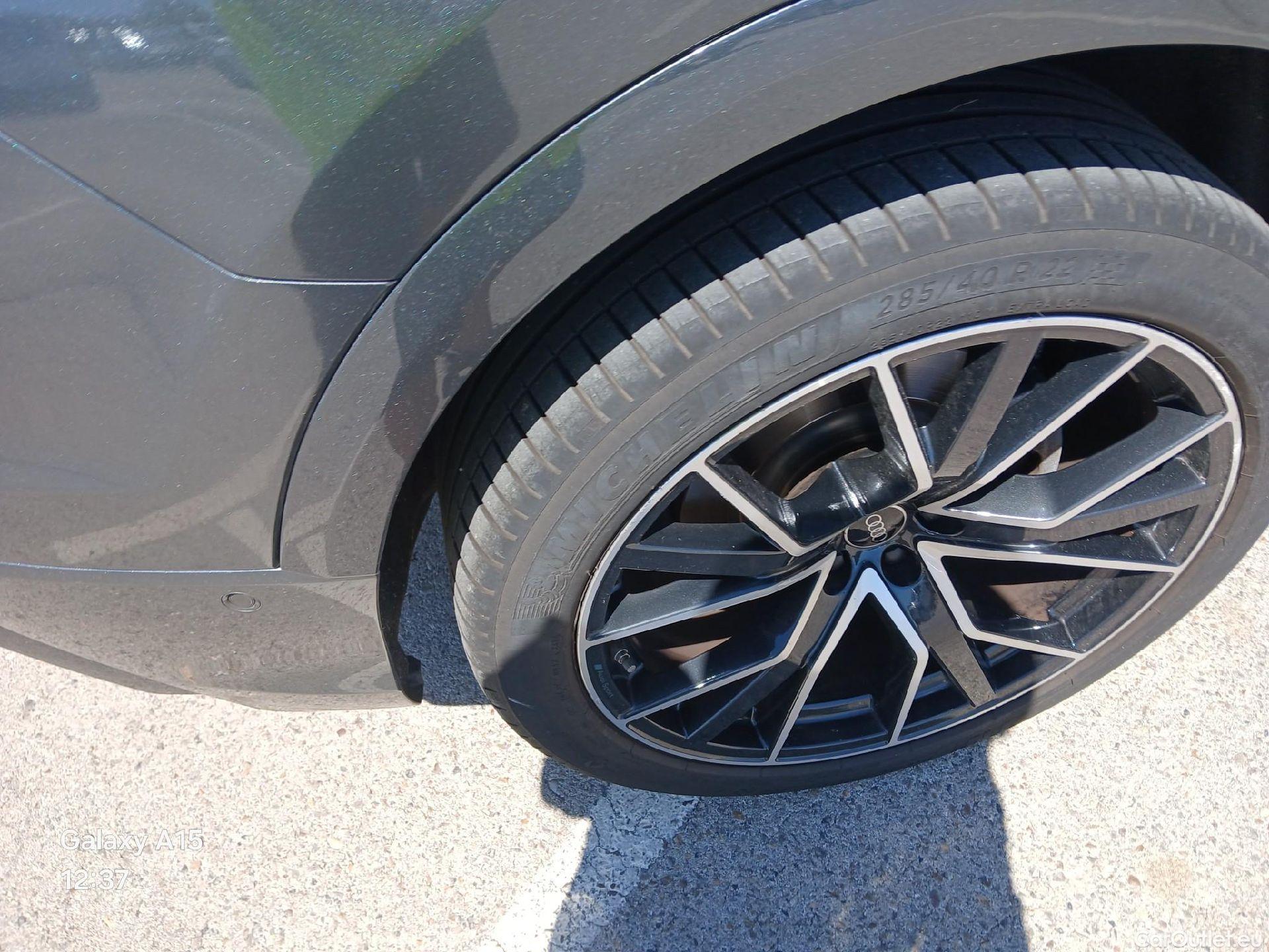  Audi  Q8 AUDI  / 2018 / 5P / todoterreno 55 TFSIe 250kW (340CV) quattro tiptronic #20