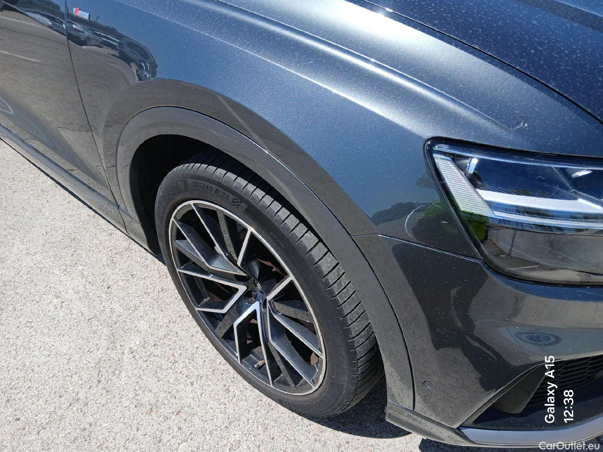 Audi  Q8 AUDI  / 2018 / 5P / todoterreno 55 TFSIe 250kW (340CV) quattro tiptronic #23