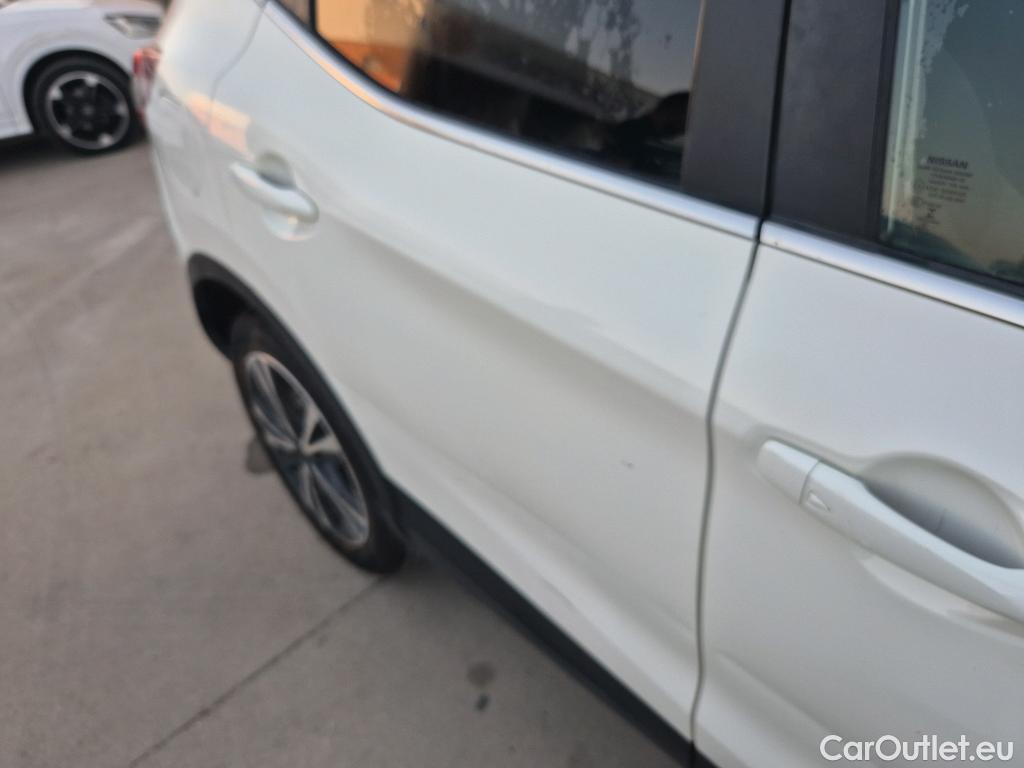  Nissan  Qashqai NISSAN  / 2017 / 5P / todoterreno DIG-T 103 kW (140 CV) E6D N-CONNECTA #1