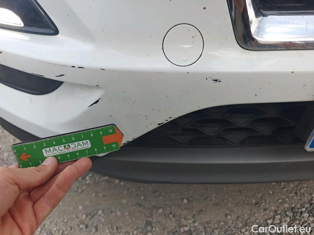  Hyundai  Tucson HYUNDAI  / 2018 / 5P / todoterreno 1.6 CRDI 85kW (116CV) 48V SLE 4X2(SP)(SL) #30
