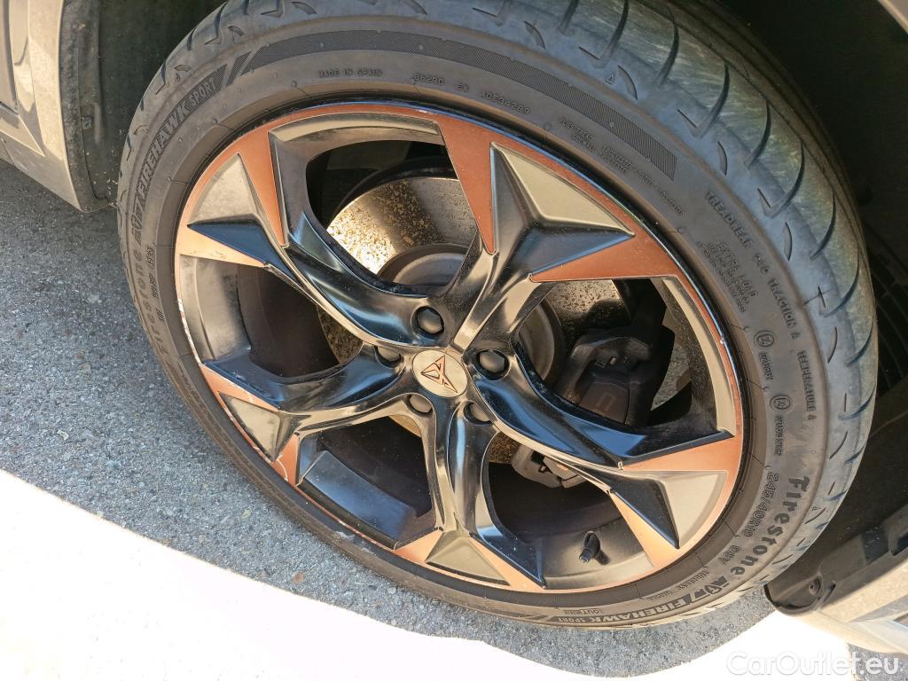  Cupra  Formentor CUPRA  / 2020 / 5P / todoterreno 1.4 e-Hybrid 180kW (245 CV) VZ DSG #3