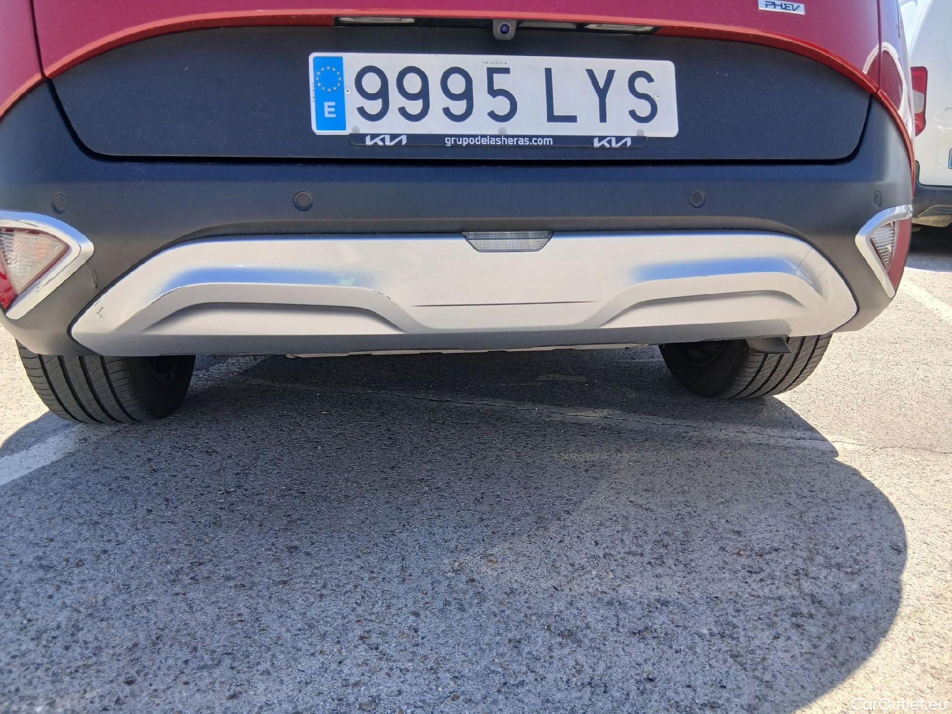  KIA  Sportage KIA  / 2022 / 5P / todoterreno 1.6 T-GDi PHEV 198kW (265CV) Drive 4X4 #15