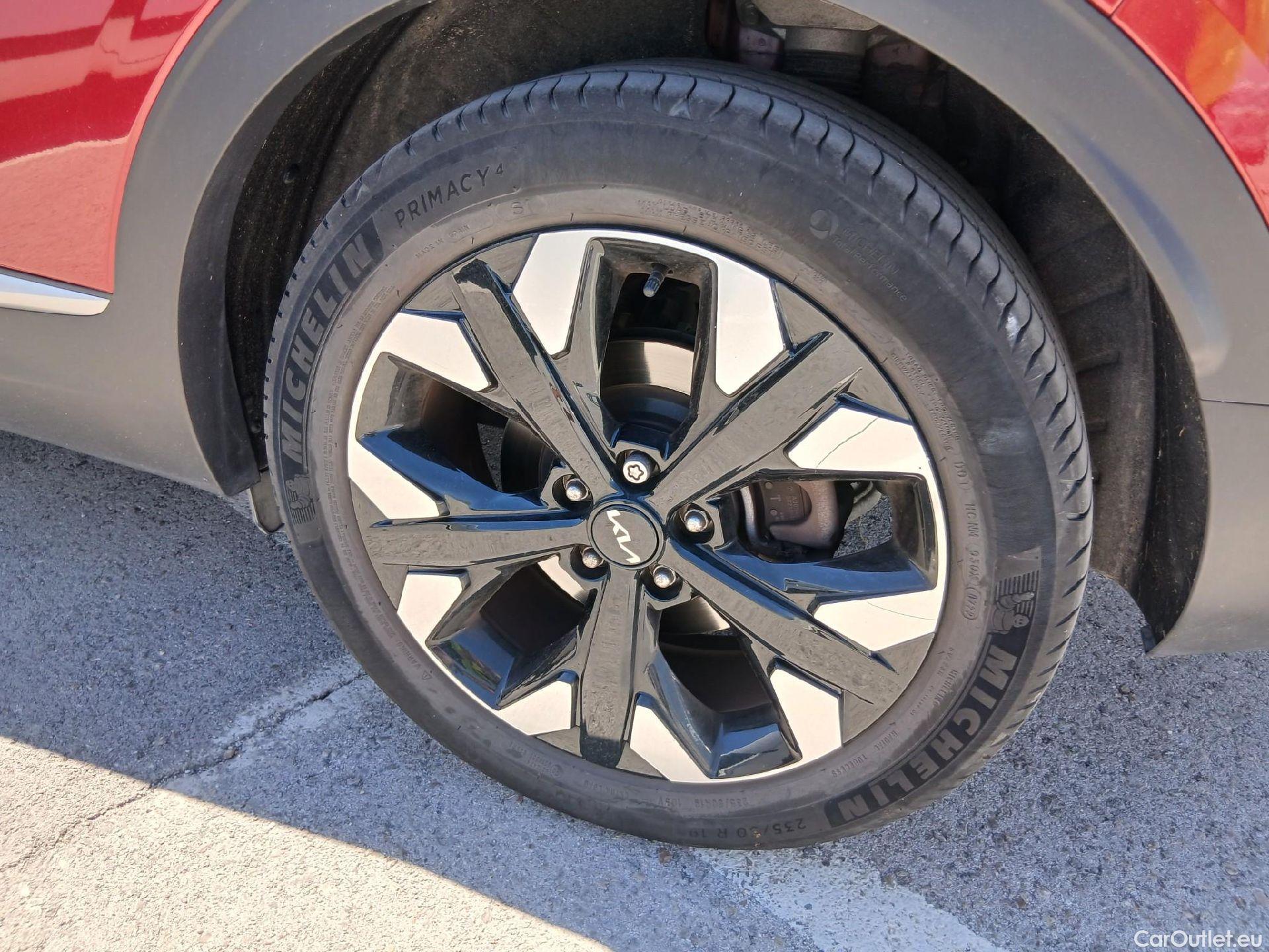  KIA  Sportage KIA  / 2022 / 5P / todoterreno 1.6 T-GDi PHEV 198kW (265CV) Drive 4X4 #12