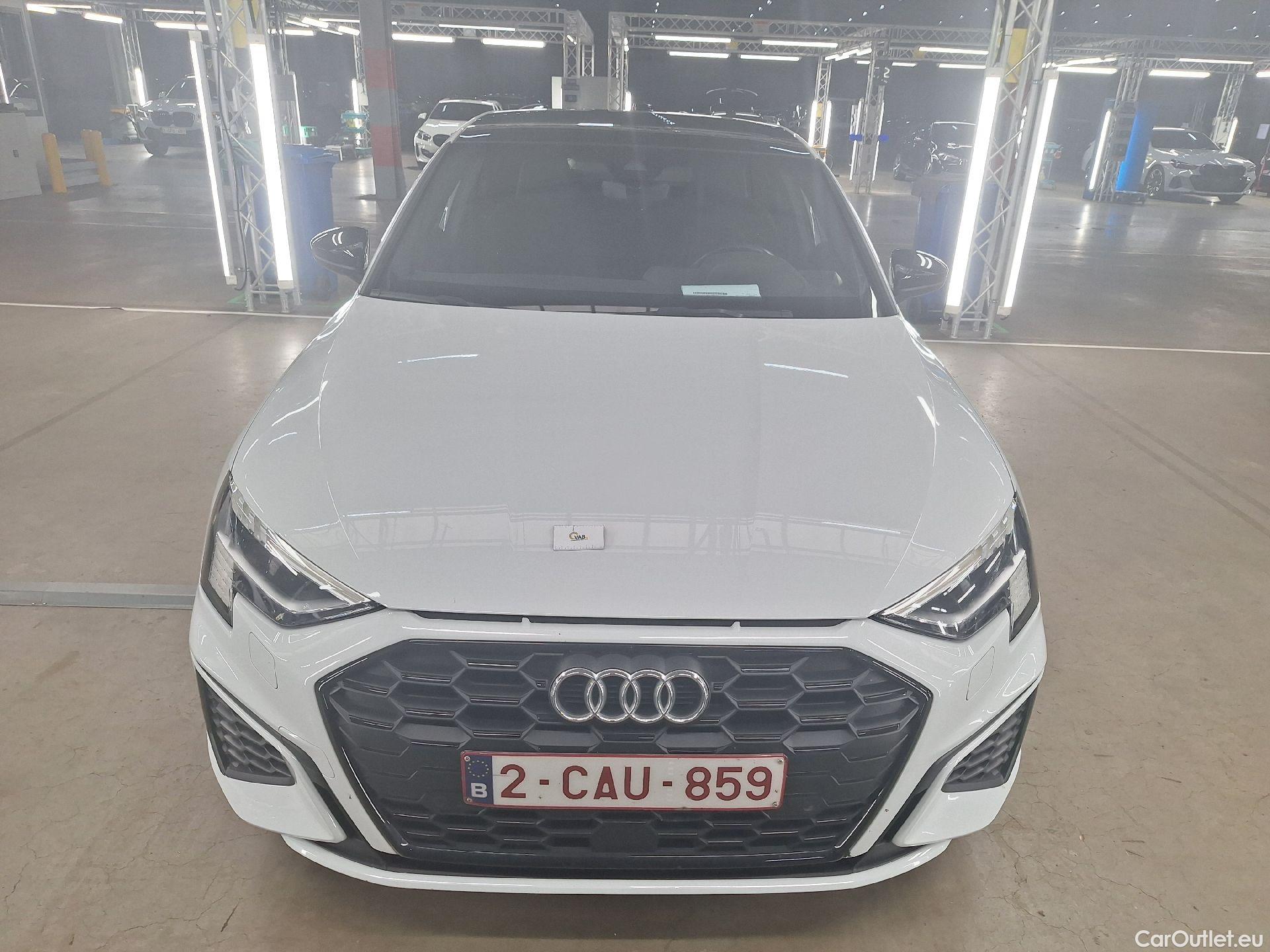  Audi  A3 Audi,  SB '20 PHEV, Audi  Sportback 1.4 45 TFSI e S Line Competition #1