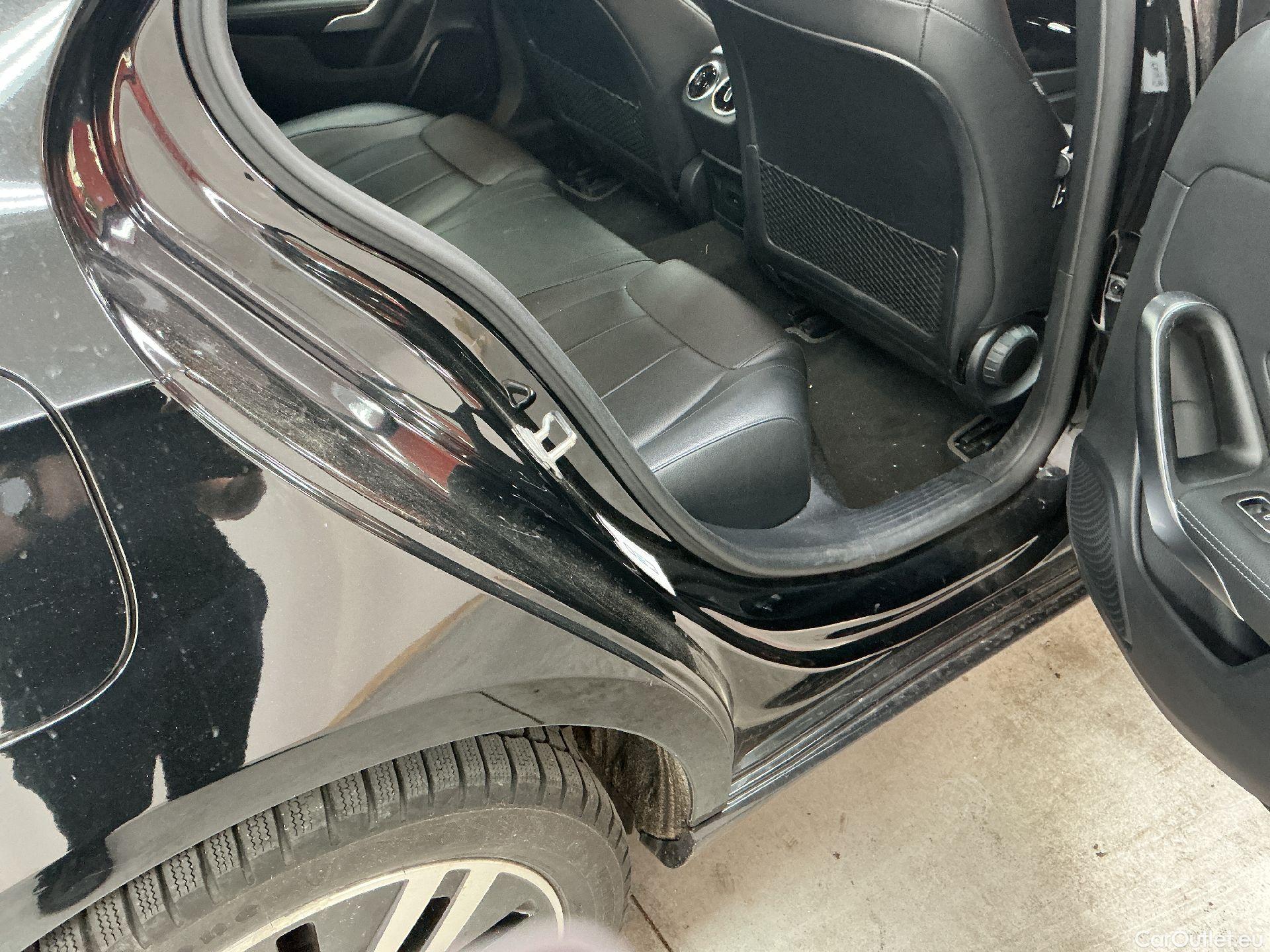  Mercedes  A-Klasse Mercedes, A-Class Berline '18, Mercedes-Benz  Limousine A 250e Business S #24