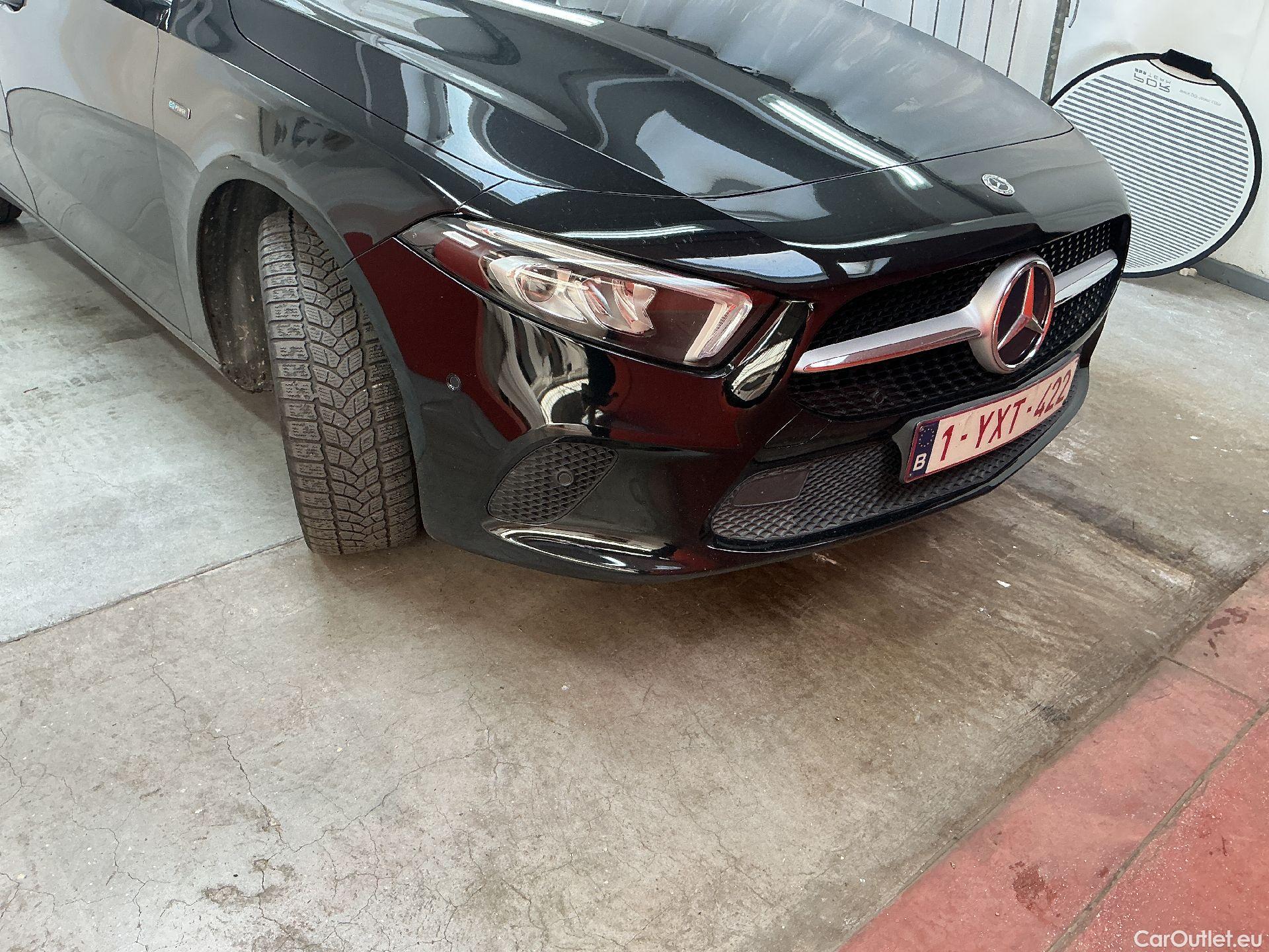  Mercedes  A-Klasse Mercedes, A-Class Berline '18, Mercedes-Benz  Limousine A 250e Business S #11