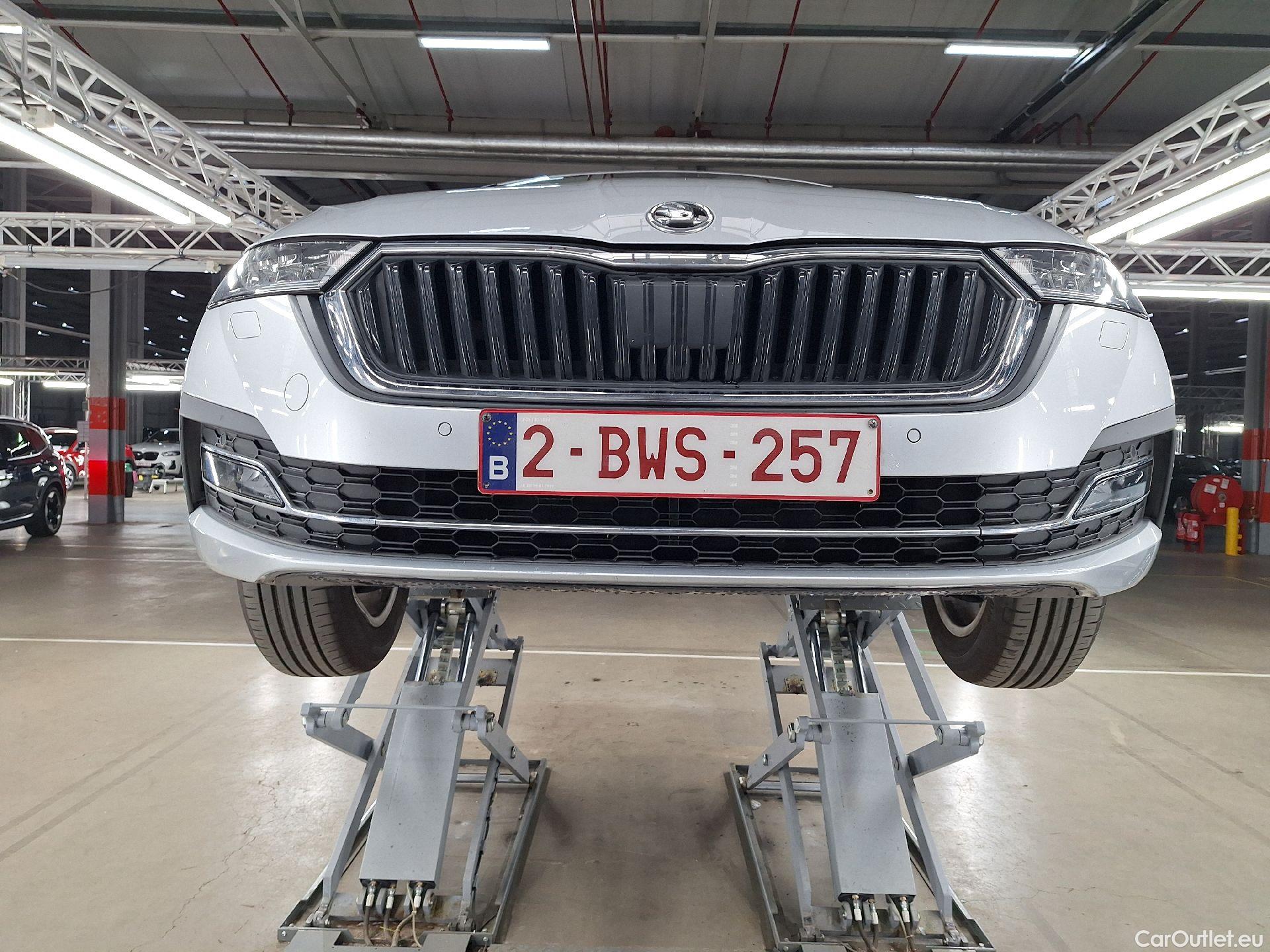  Skoda  Octavia Skoda,  Combi '20, Skoda  Combi 2.0 CRTDI 110kW DSG7 Clever 5d #35