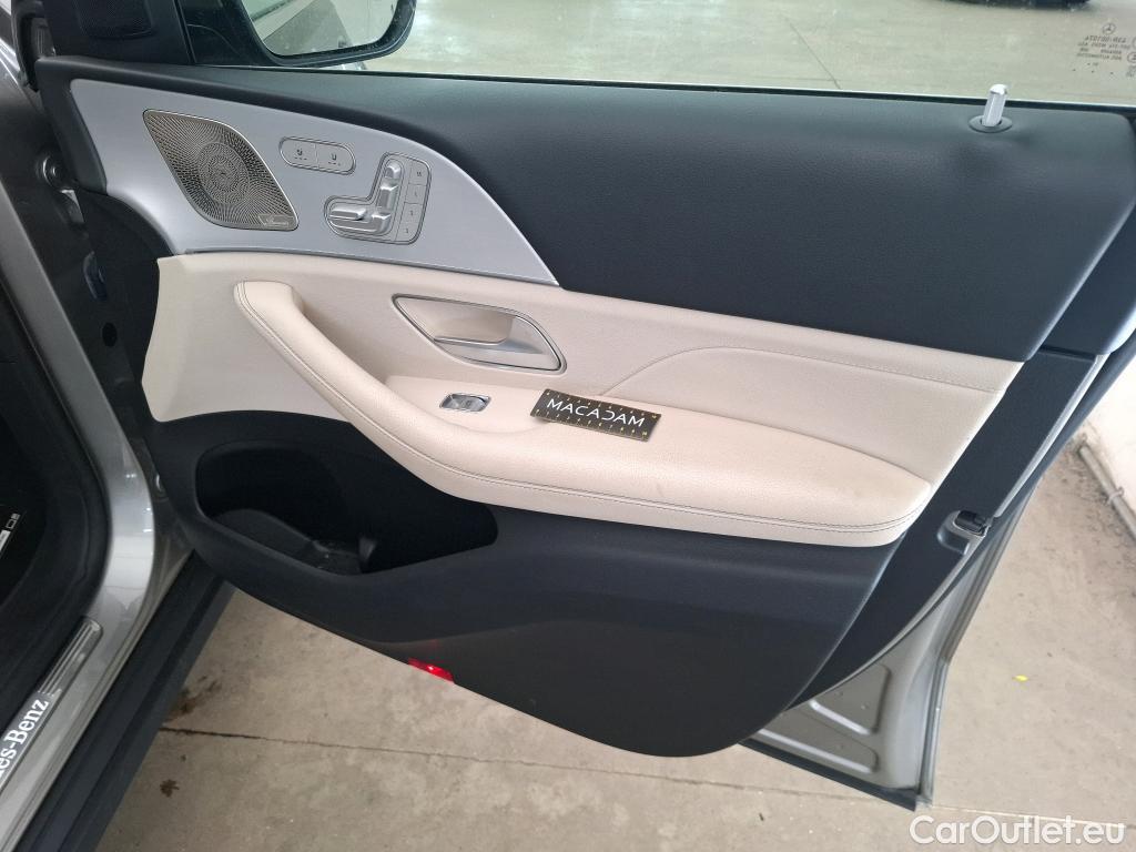  Mercedes  G-Klasee MERCEDES-BENZ GLE / 2019 / 5P / SUV GLE 300 d 4MATIC Avantgarde Line #23