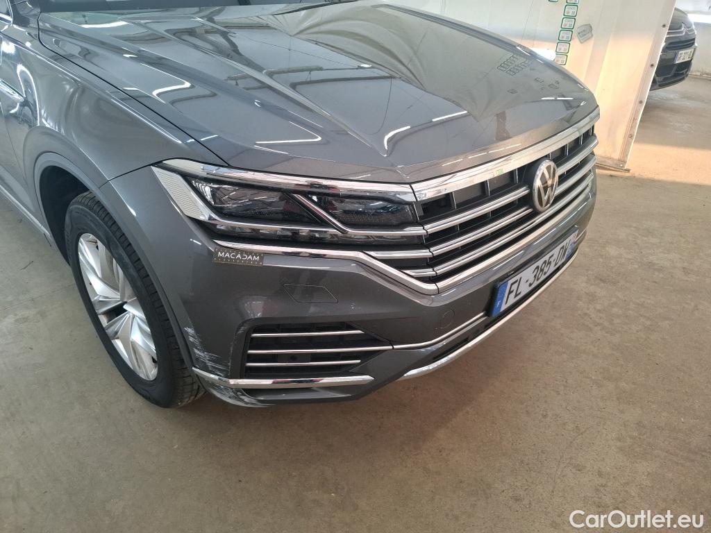  Volkswagen  Touareg VOLKSWAGEN   2018  5P  SUV 3 0 V6 TDI 231 4WD CARAT EXCLUSIVE AUTO #14